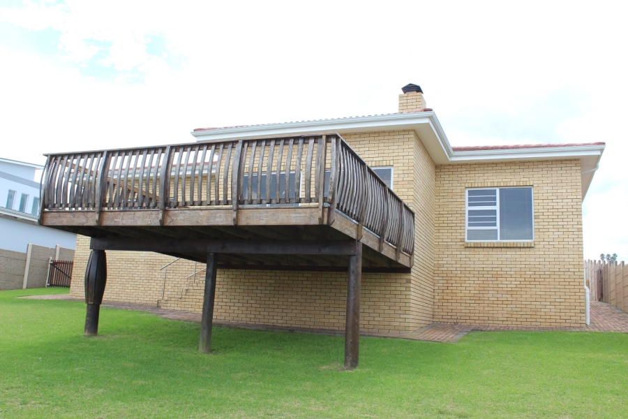 3 Bedroom Property for Sale in Dana Bay Western Cape